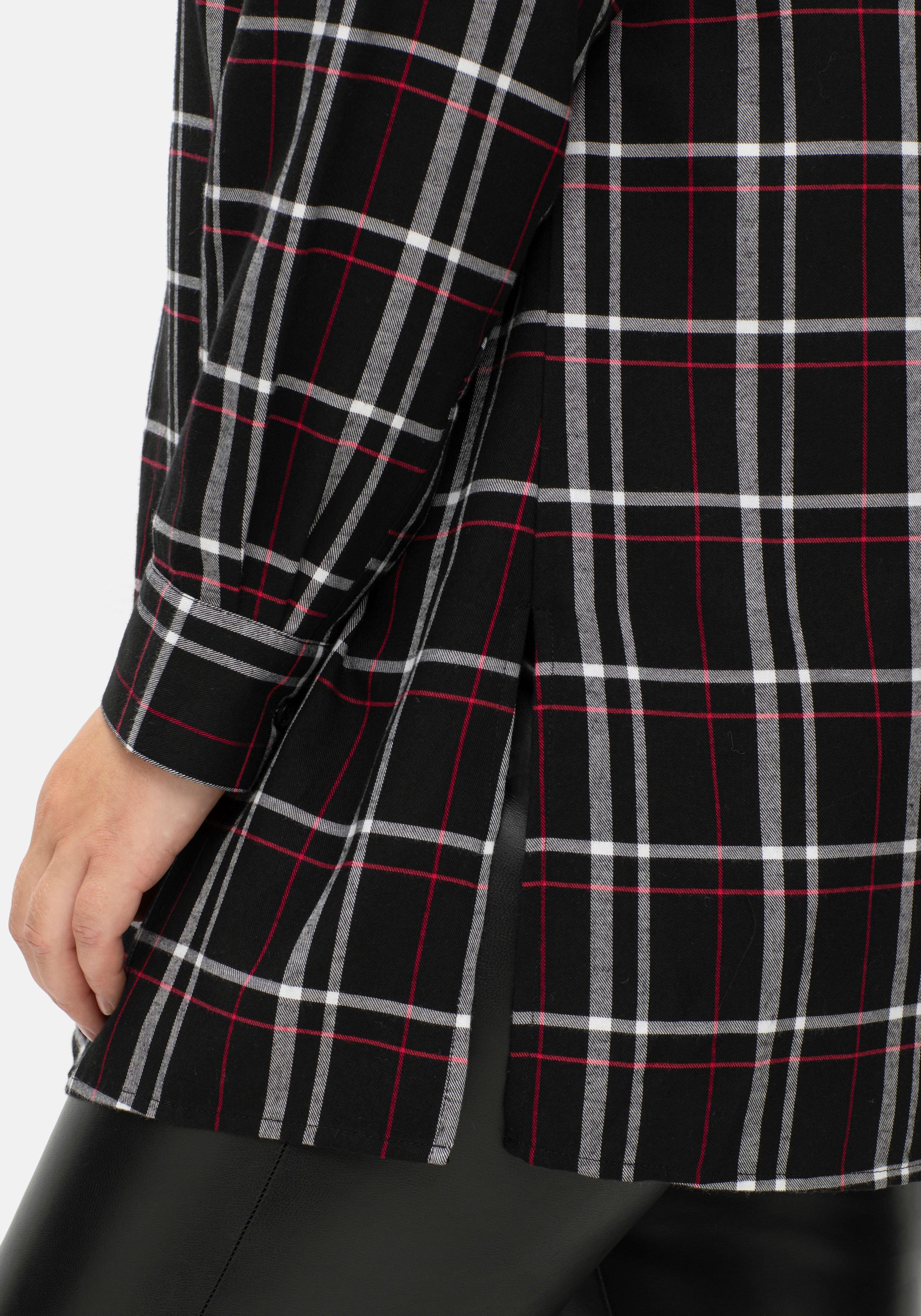 Karierte Longbluse mit Seitenschlitzen