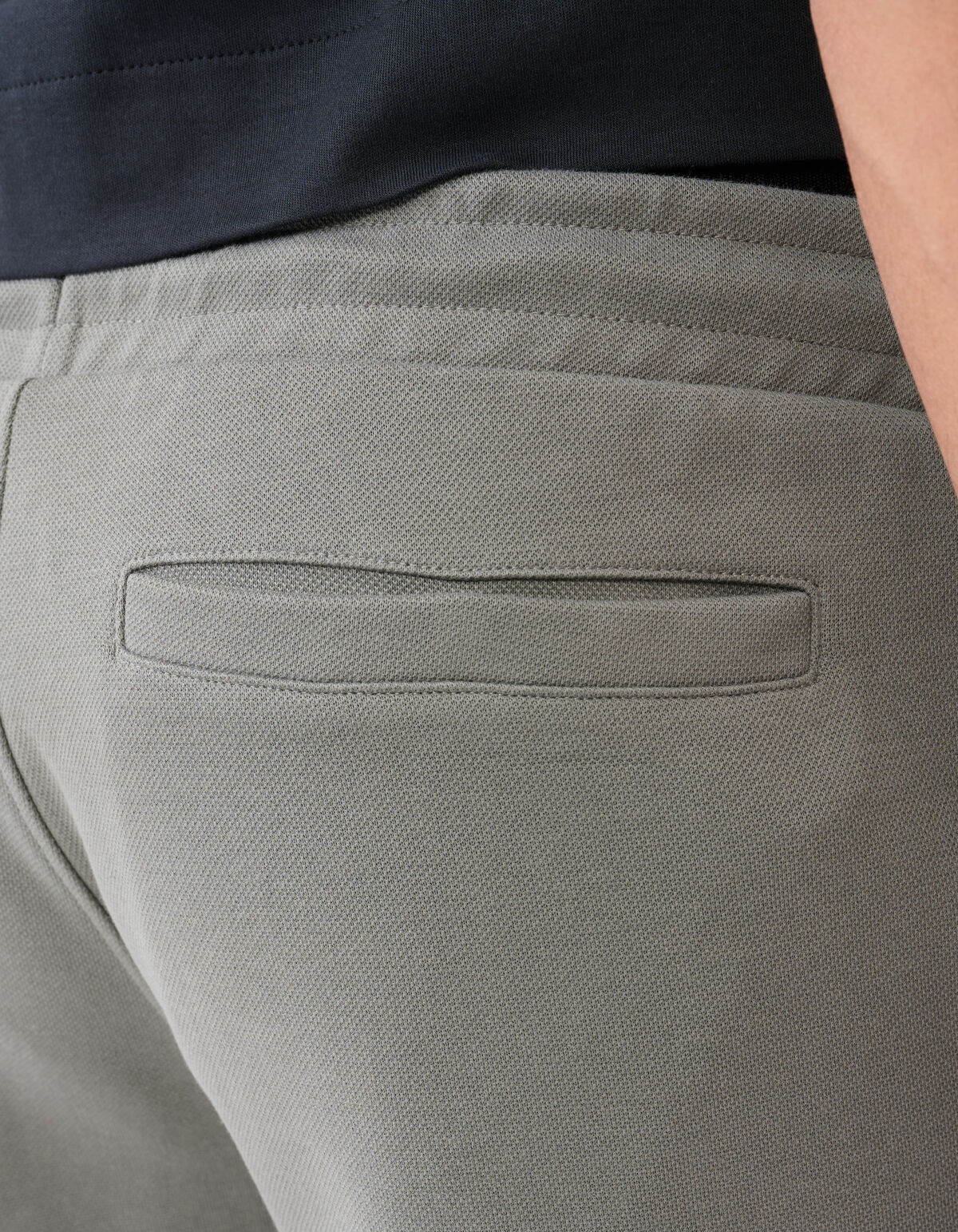 Pique Logo Short Donkergroen