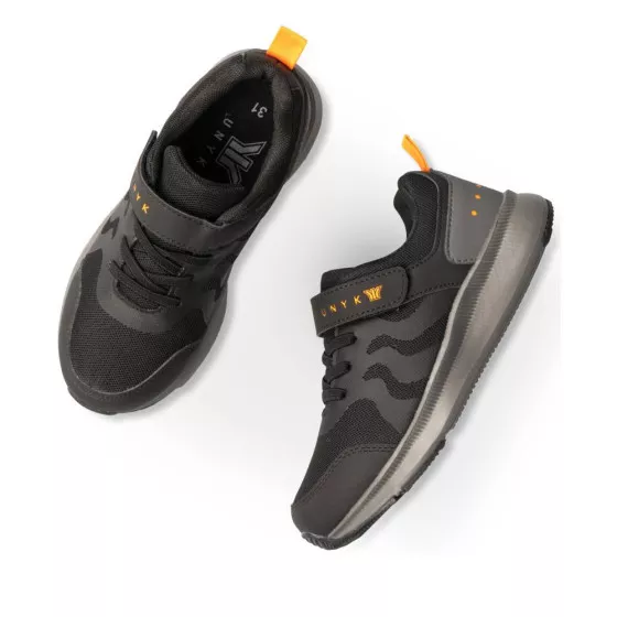 Baskets NOIR UNYK