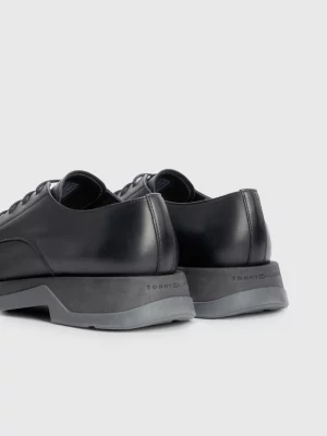 Sapatos Derby de couro leve