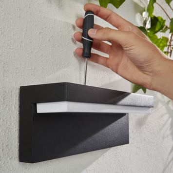 Philips Hue outdoor buitenlamp Nyro zwart