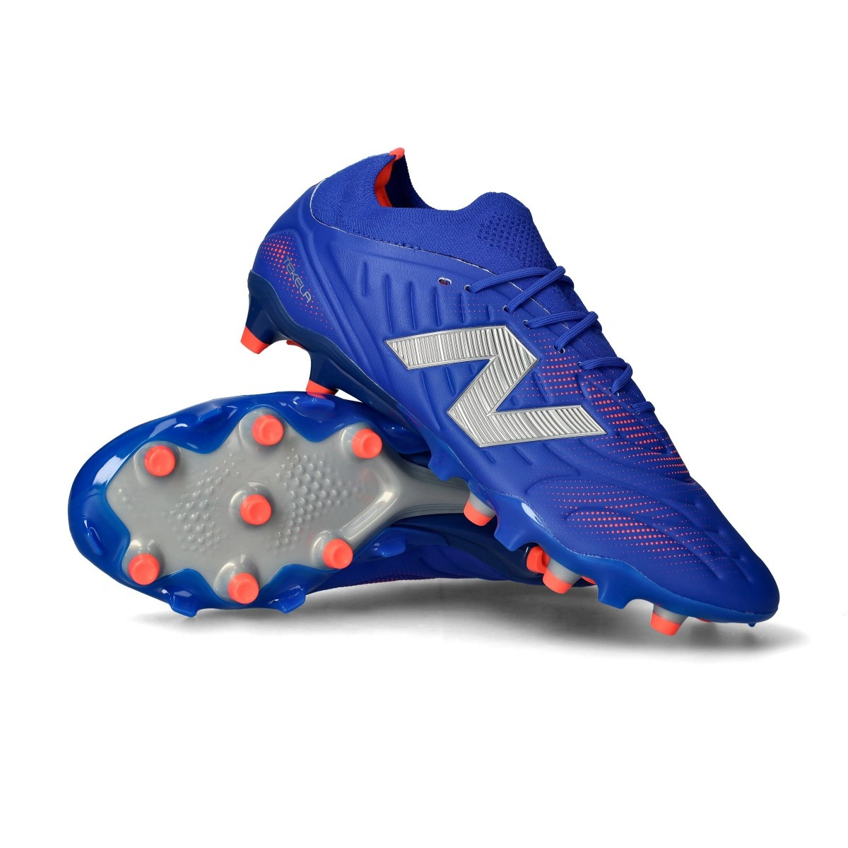 Chuteira New Balance Tekela Pro Low Laced FG V5