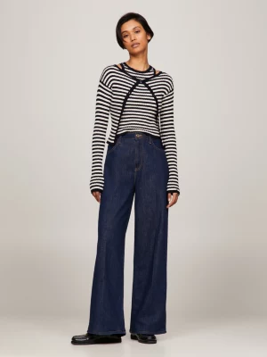 Calça jeans de cintura alta e pernas largas