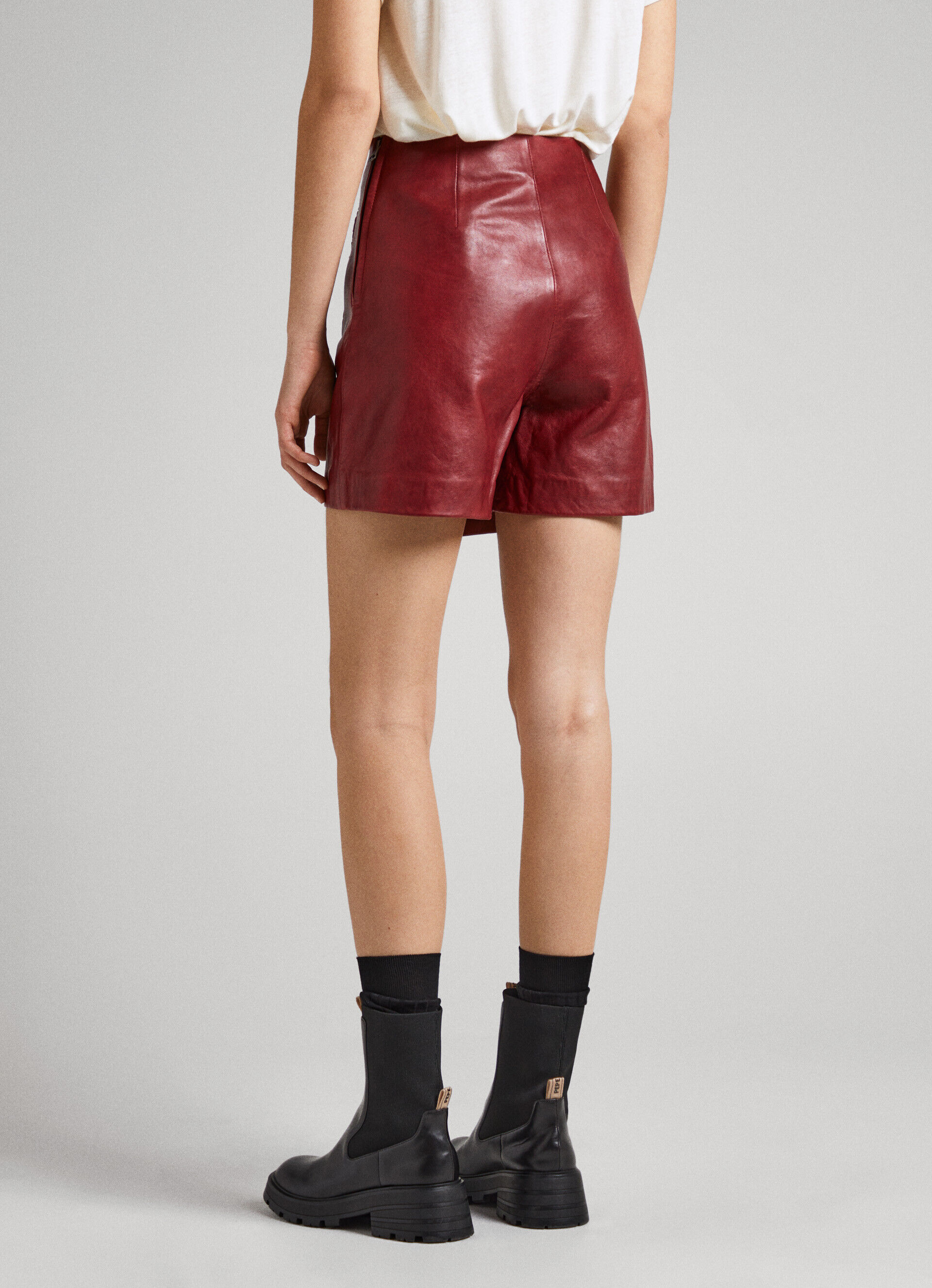 Calça-saia de pele de cordeiro - vermelho borgonha