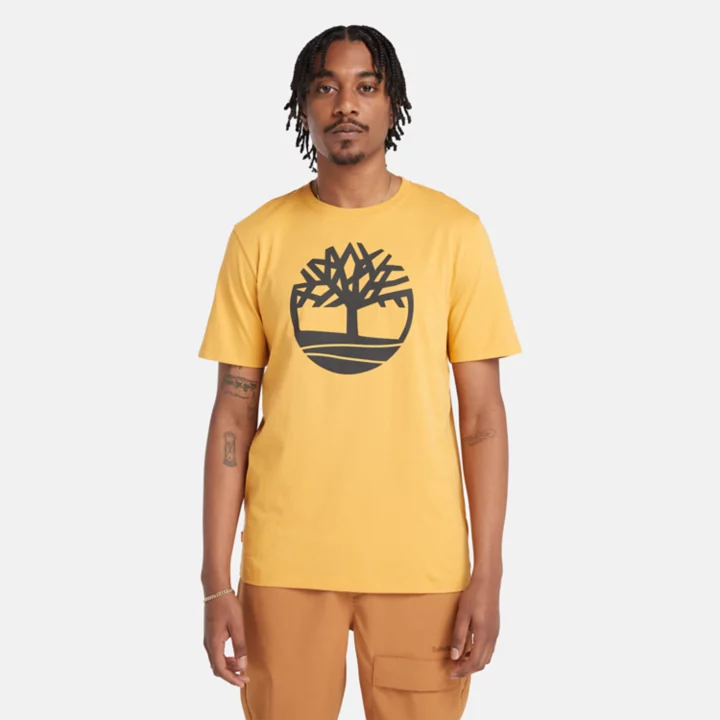 Camiseta masculina amarela com o logotipo da árvore do rio Kennebec.