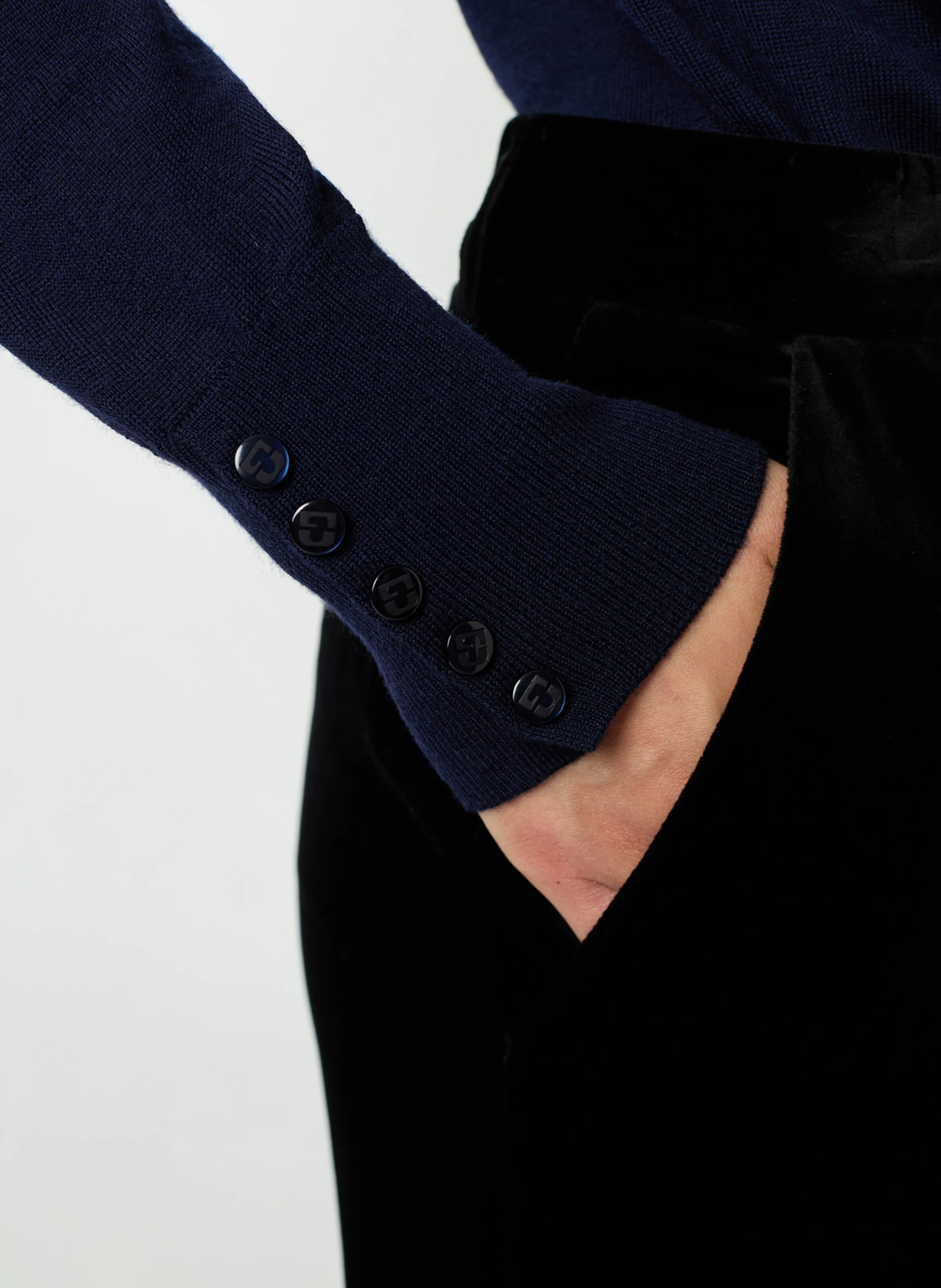 JADE - Pull col V en laine | Bleu