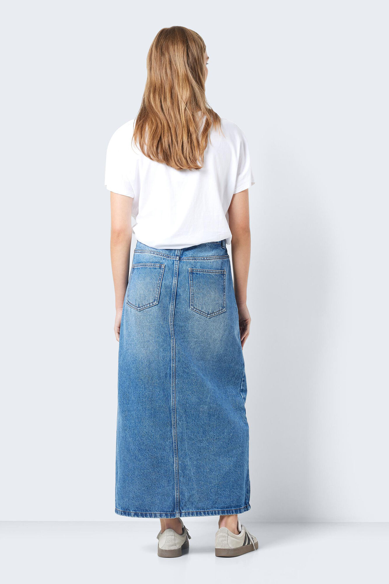 Saia midi jeans