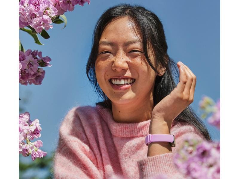 Fitbit Activity Tracker Inspire 3 Lila/Schwarz Fitness-Tracker mit einer Akkulaufzeit von bis zu 10 Tagen