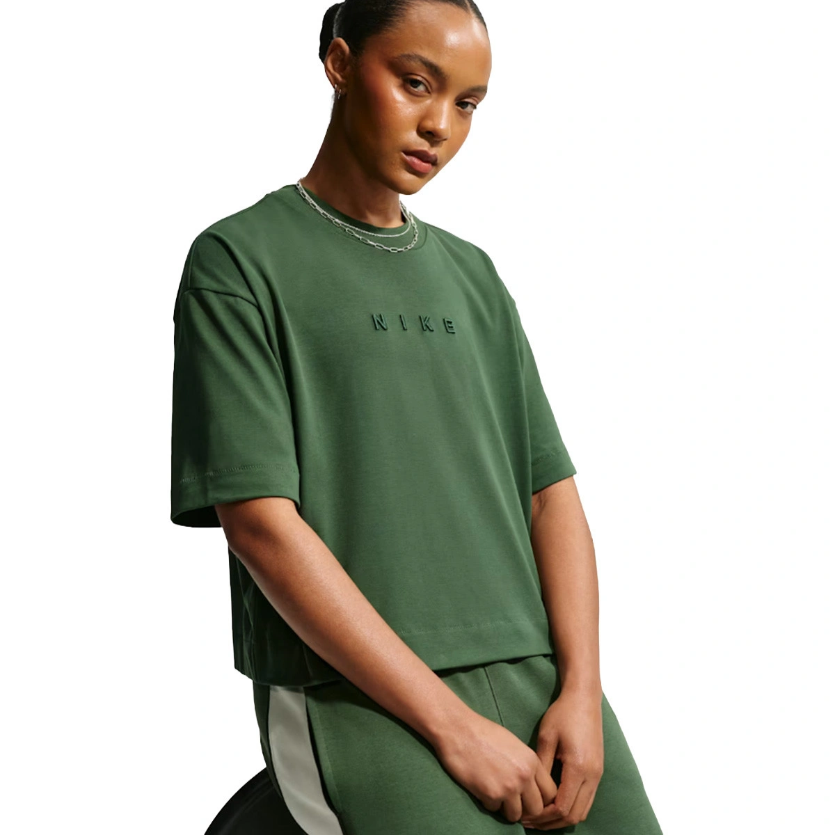 T-Shirt Nike Sportswear Boxy Mulher