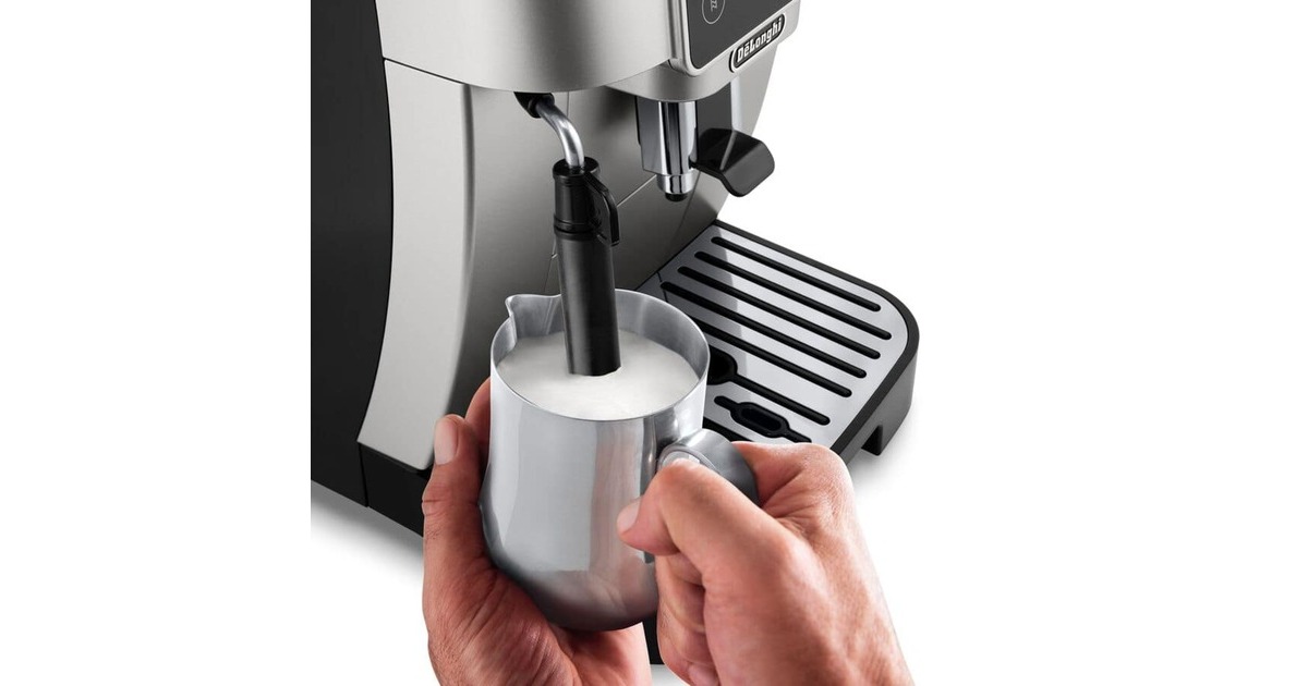 DeLonghiECAM220.30.SB Magnifica Start espressomachine  (Zilver/zwart)