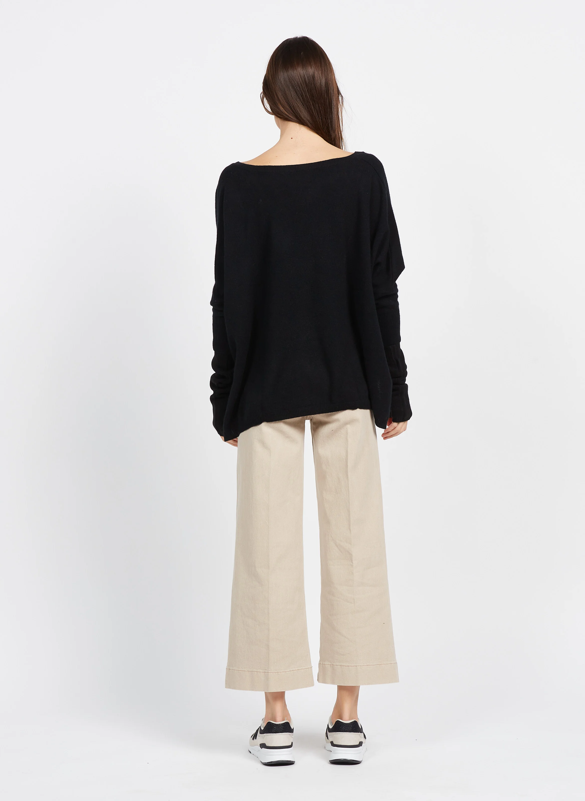 MINIE - Pull col V oversize en cachemire | Noir