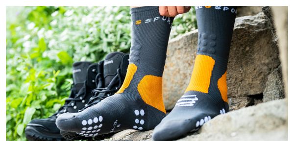 Chaussettes Compressport Hiking Socks Gris/Orange
