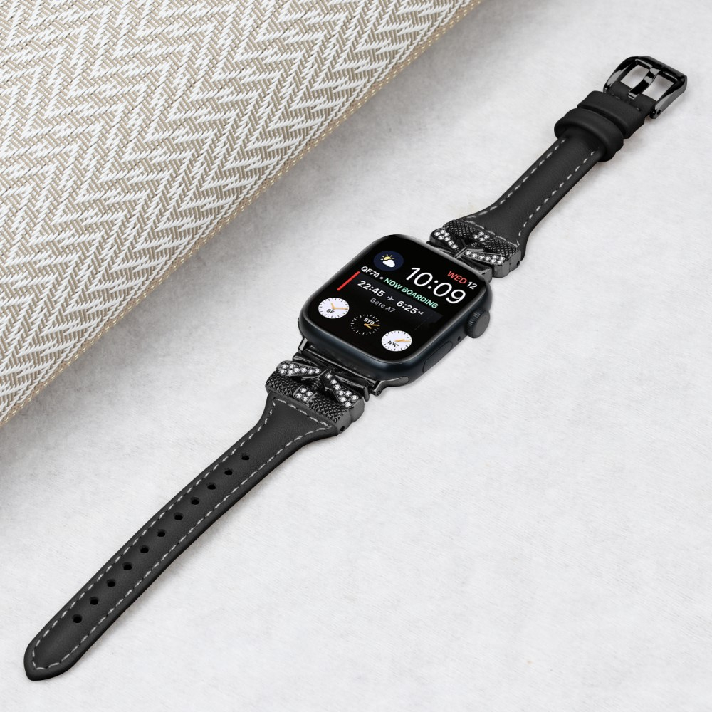 Apple Watch (42/41/40/38 mm) Leder Armband im Slim Design mit schwarzer Glitzerstein-Schnalle (Gelenkumfang: 175-220mm) - Schwarz