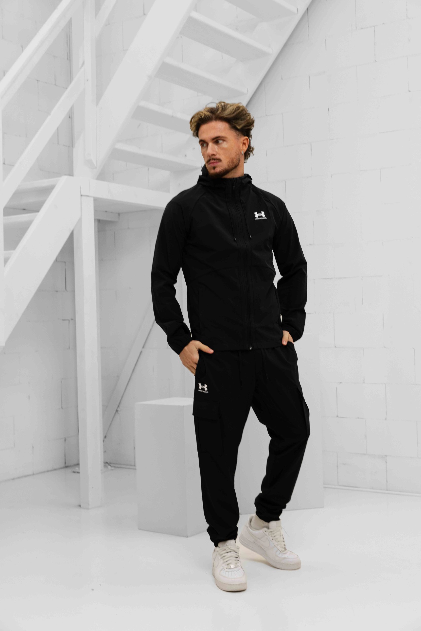 Under Armour Vibe Woven Cargo Trainingspak Heren Zwart