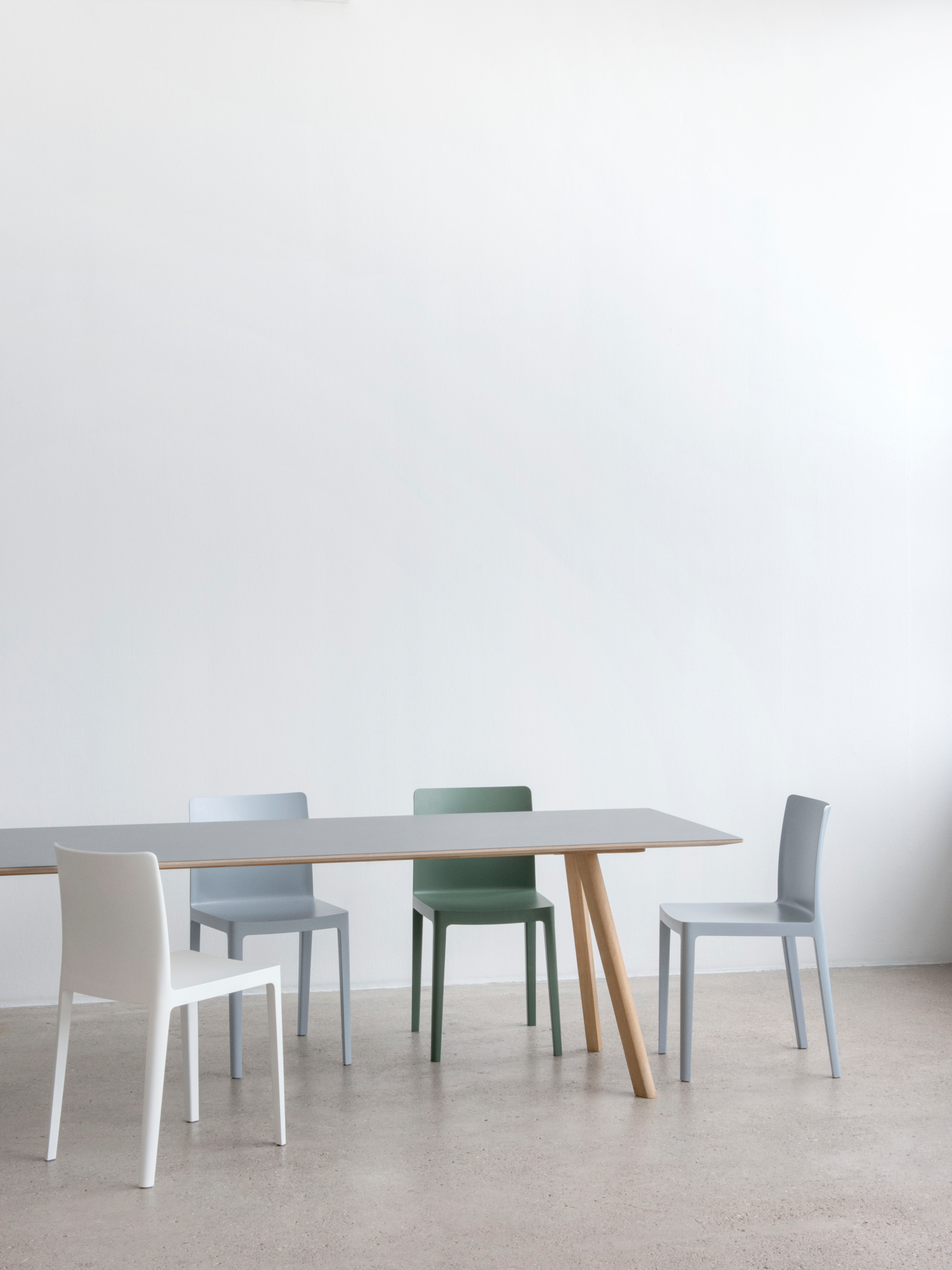 Eettafel CPH 30 300x90 mat gelakt onderstel linoleum grijs blad
