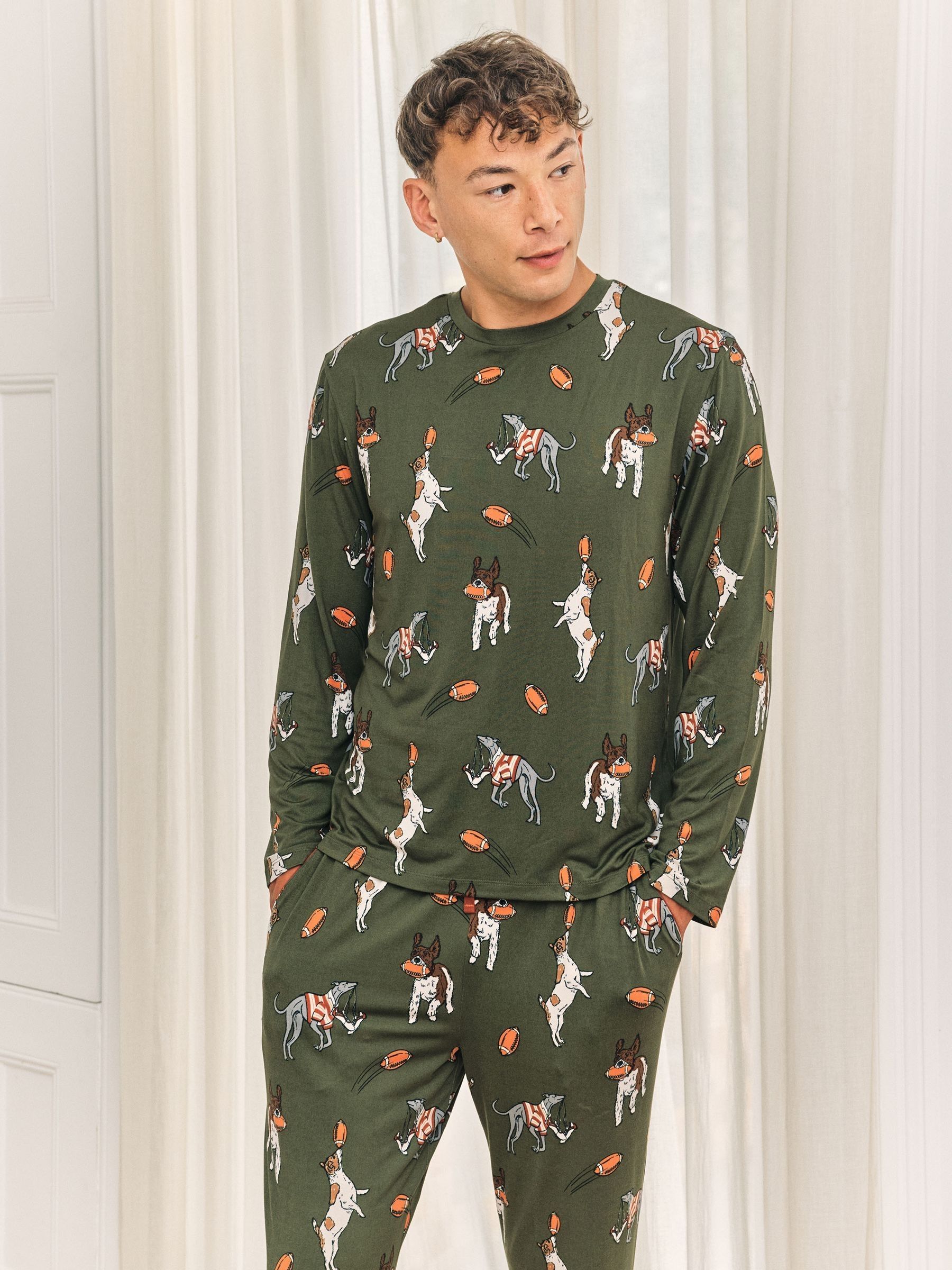 Chelsea Peers Rugby Dogs Print Long Pyjamas Set
