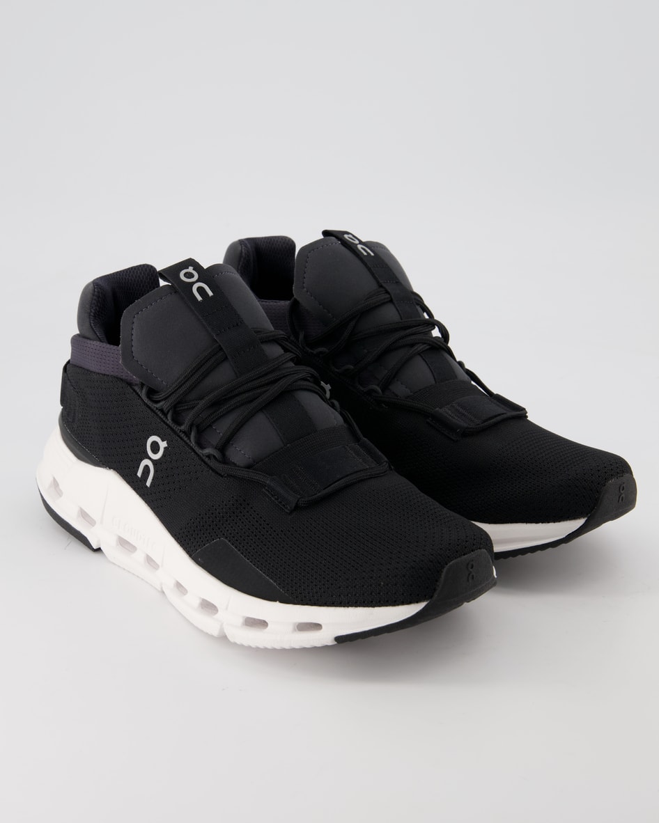 ON Running Cloudnova Sportschuhe in Schwarz