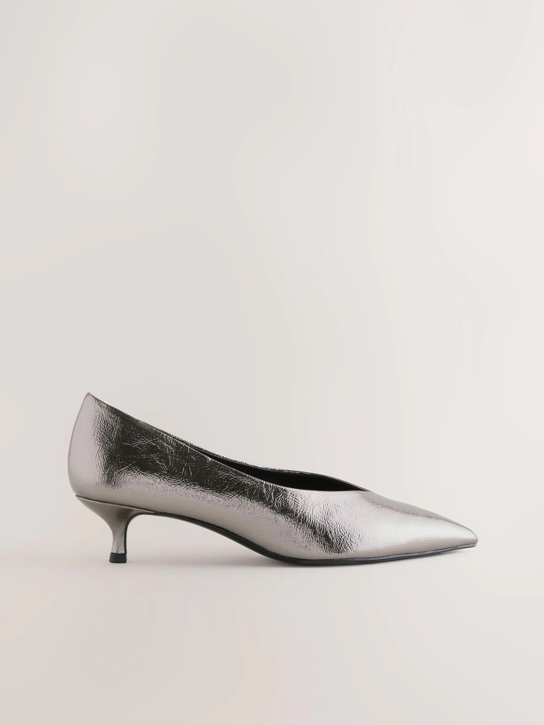 Tin - Puntige lage naaldhakken schoenen