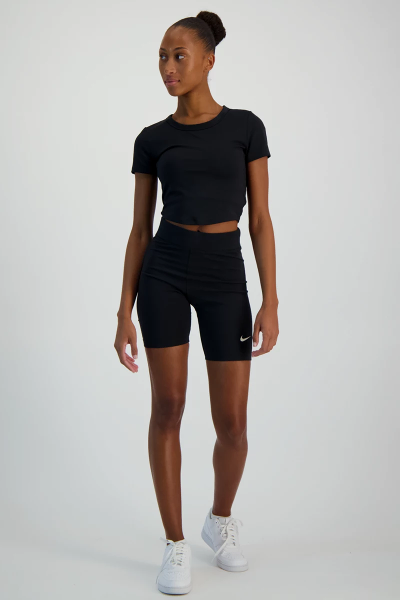 Nike Sportswear Classic 8 Inch Tight Damen Short