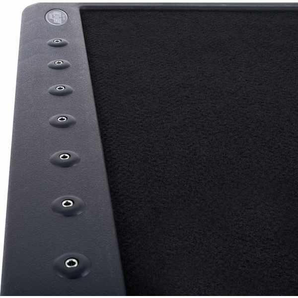 SKB PS 8 Powered Pedalboard