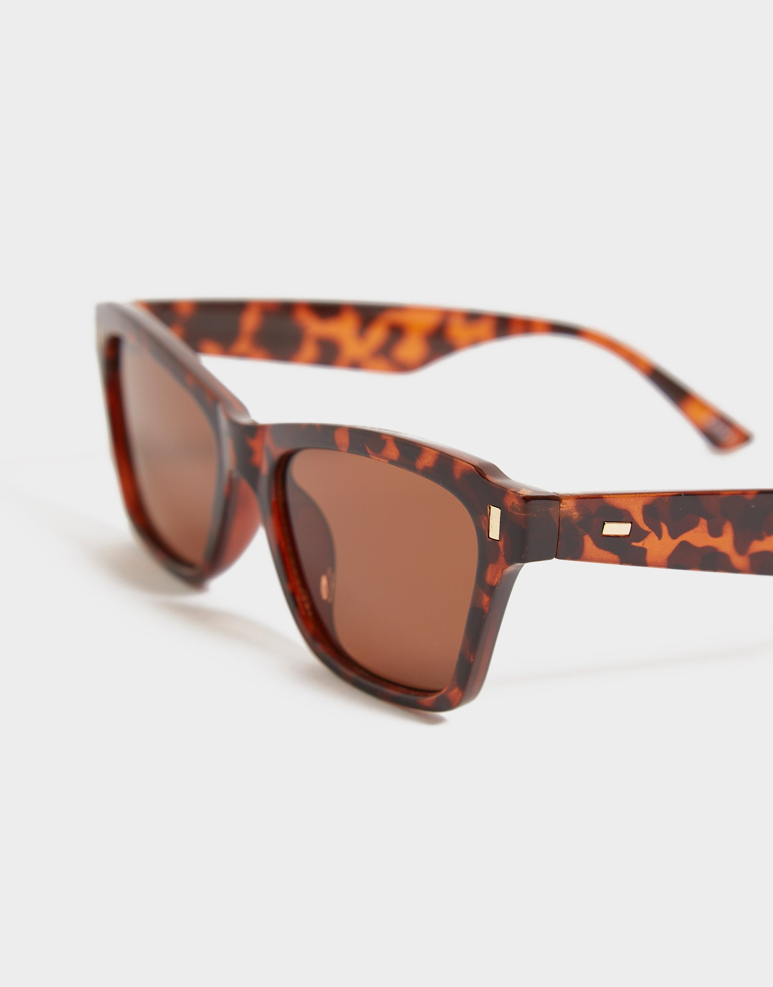 Supply & Demand Lunettes de Soleil Audrey