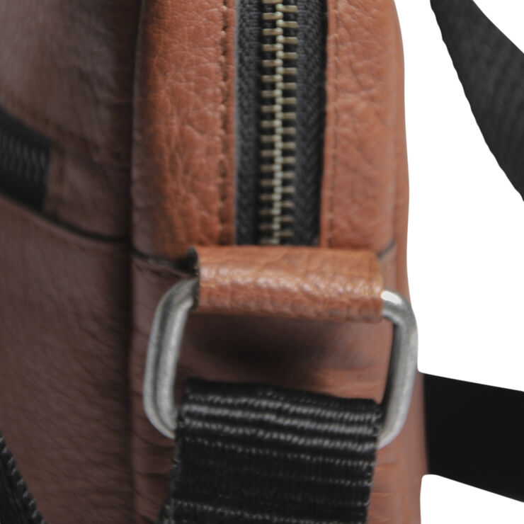 Still Nordic Clean Small Zip Messenger Brandy