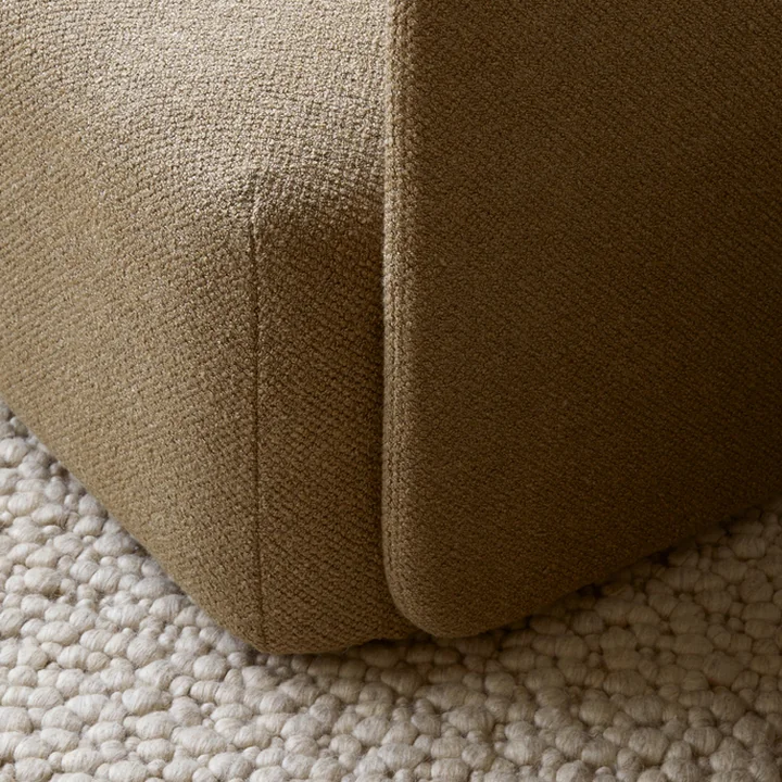 Audo - Offset Sofa, 2-Sitzer, gold (Audo Bouclé 06)