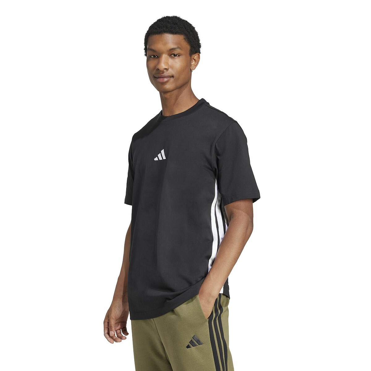 ADIDAS ROUPAS ESPORTIVAS<br>Camiseta Essentials 3-Listras Camisa Simples