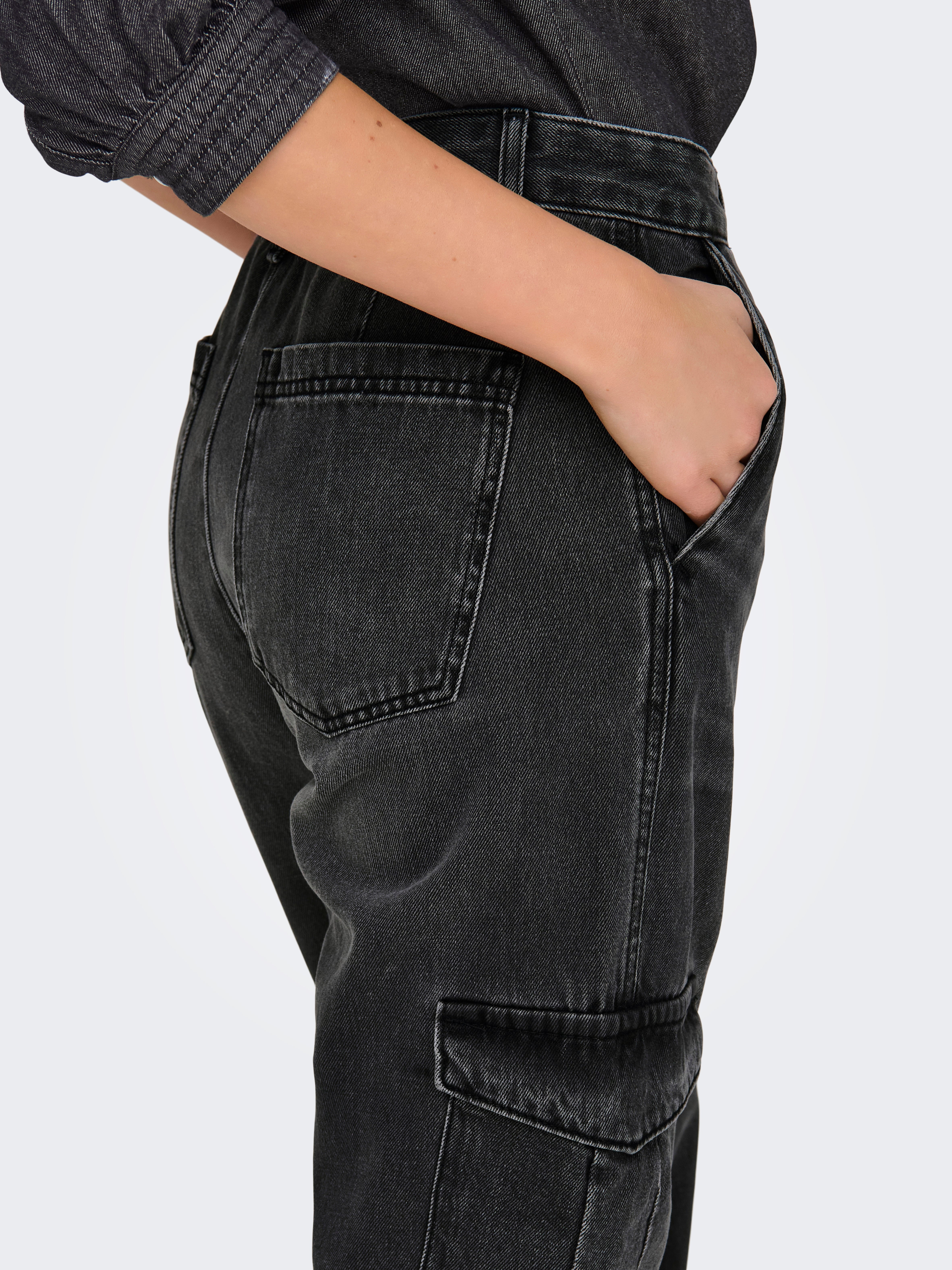 ONLJUNE Hohe Taille Gerade geschnitten Jeans Washed Black