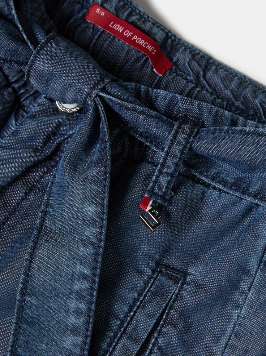 Calças denim com cinto