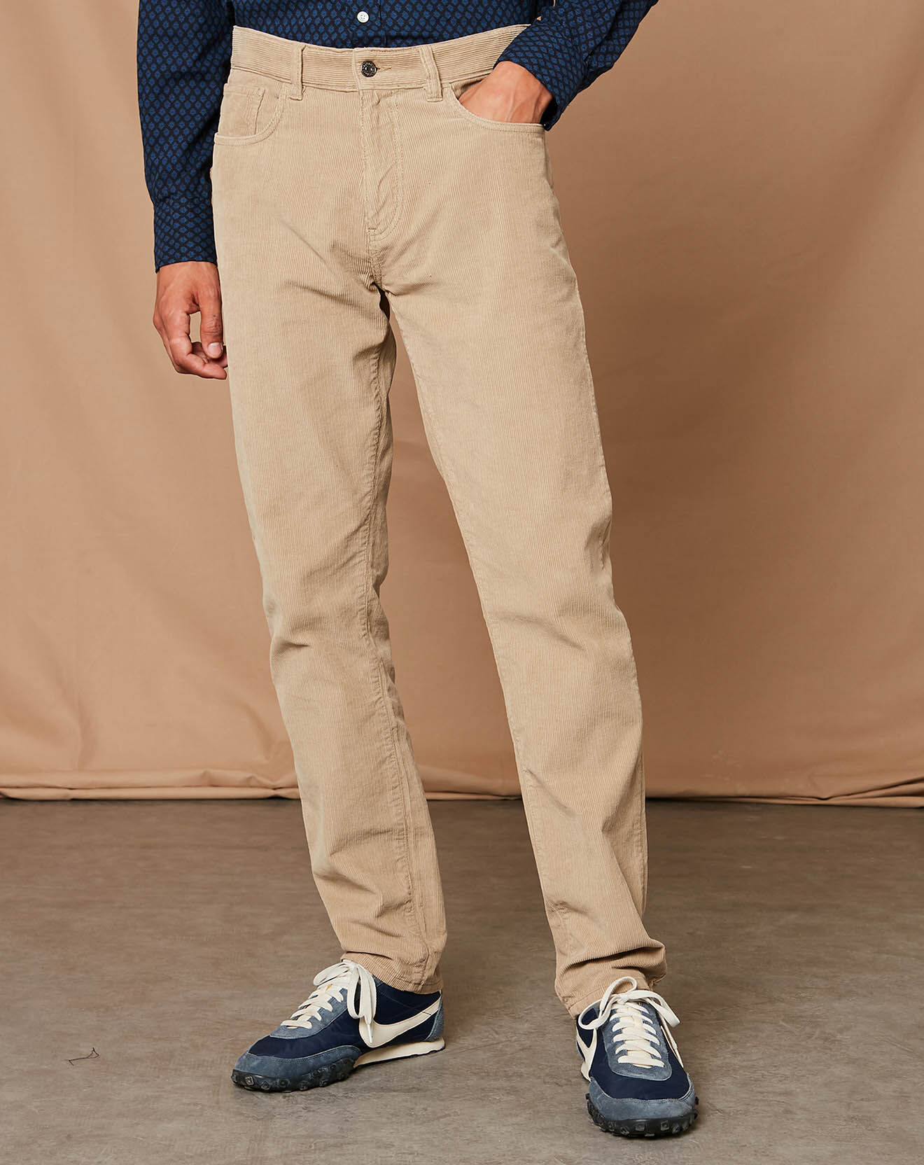 Hartford Pantalon en velours côtelé Tim beige