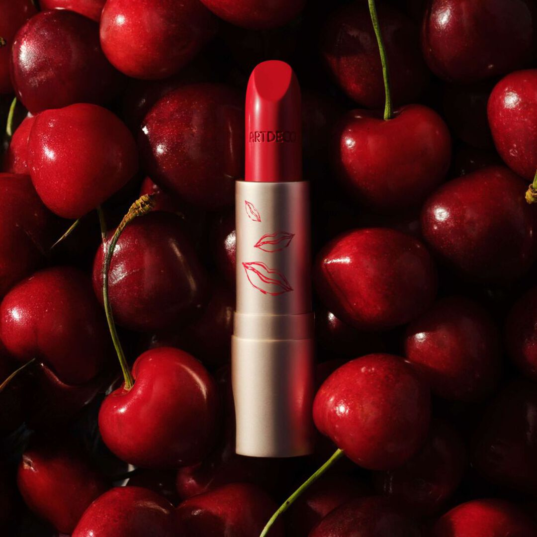 FASHION COLORS FALL/ WINTER 2025 Perfect Color Lipstick