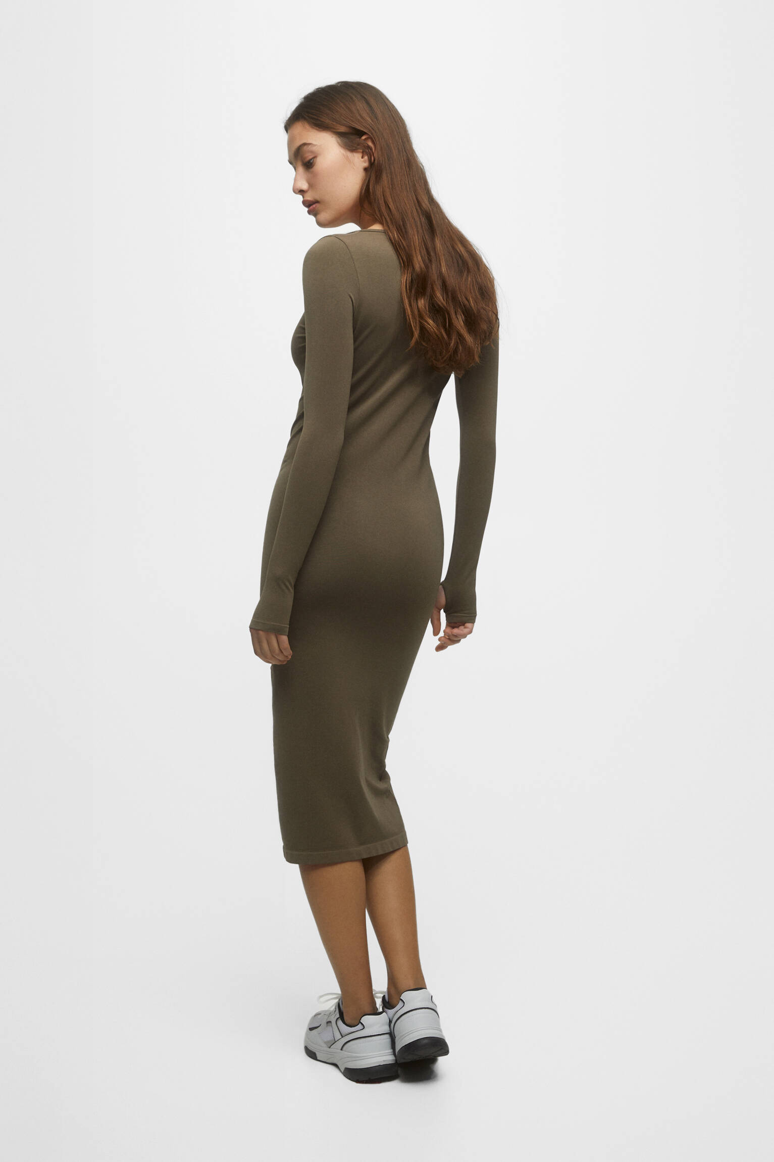VESTIDO MIDI ELÁSTICO - TOST.OSC