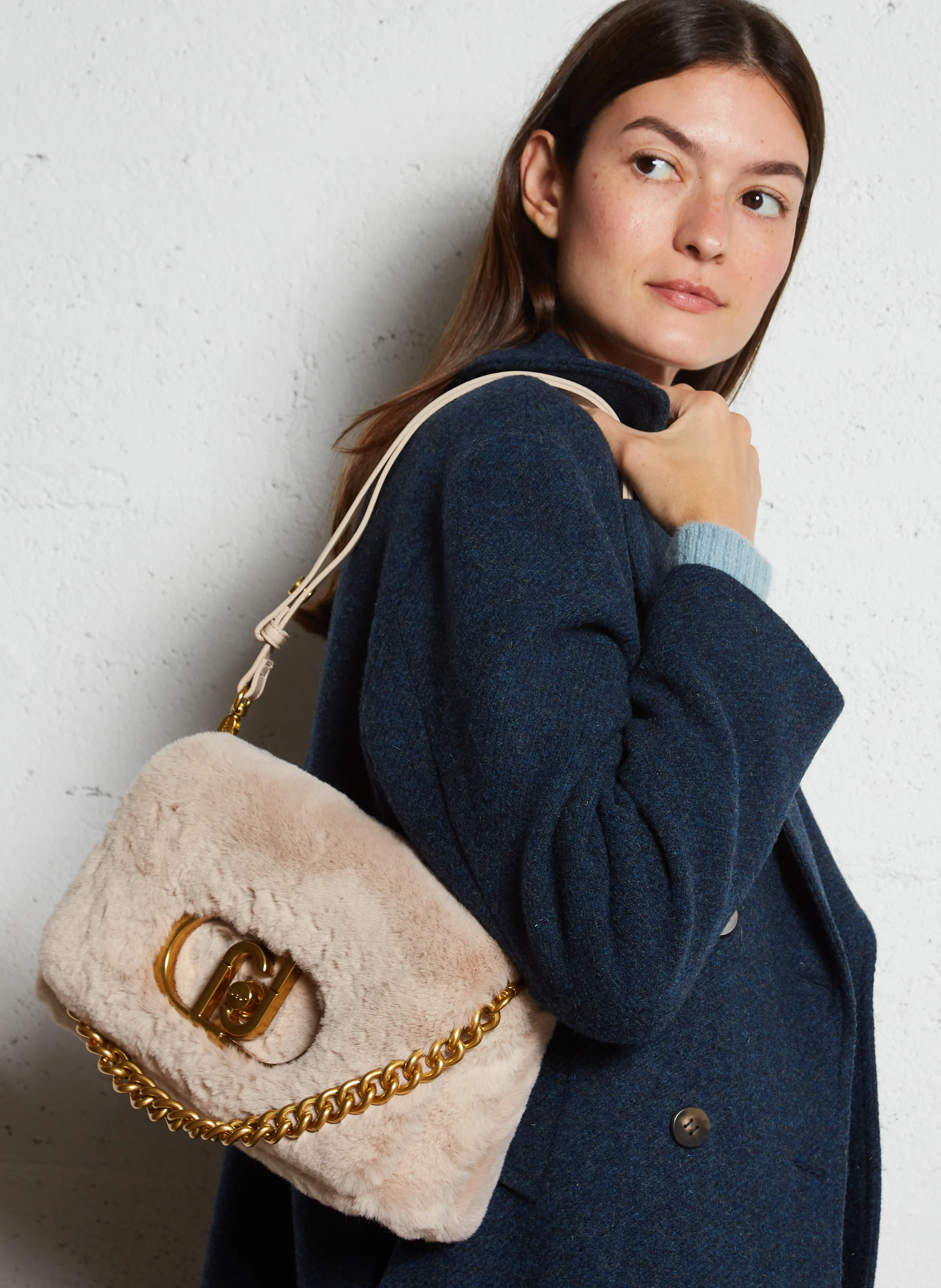 Sac bandoulière en fourrure synthétique | Beige
