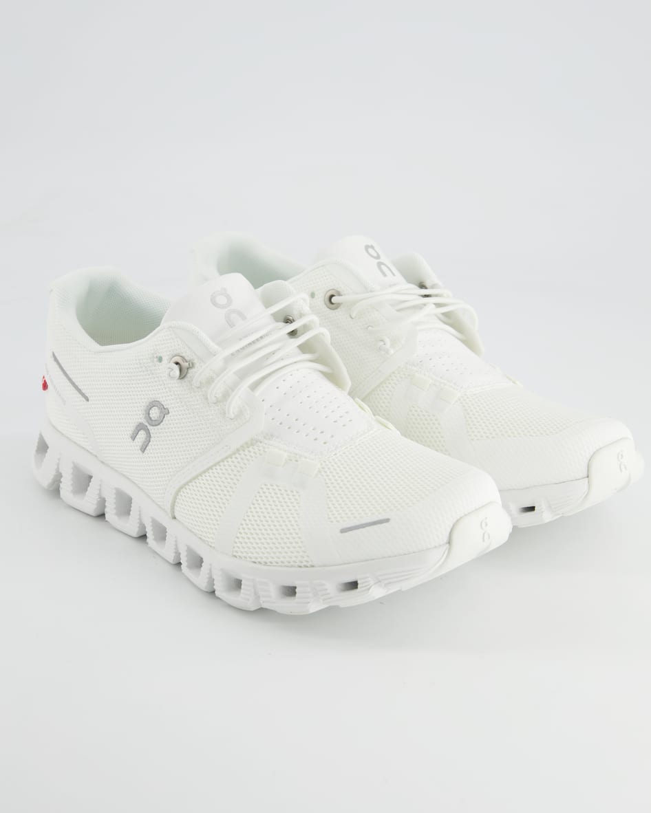 ON Running Cloud Sportschuhe in Weiß