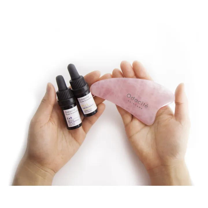Odacité Gua Sha en Quartz rose