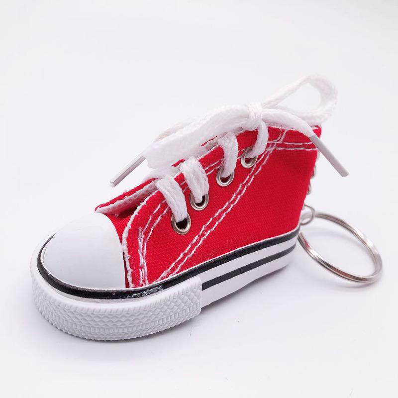 (4er Set) 3D Chucks Schlüsselanhänger Handtaschen Accessoire mit Spaltring - Bunt