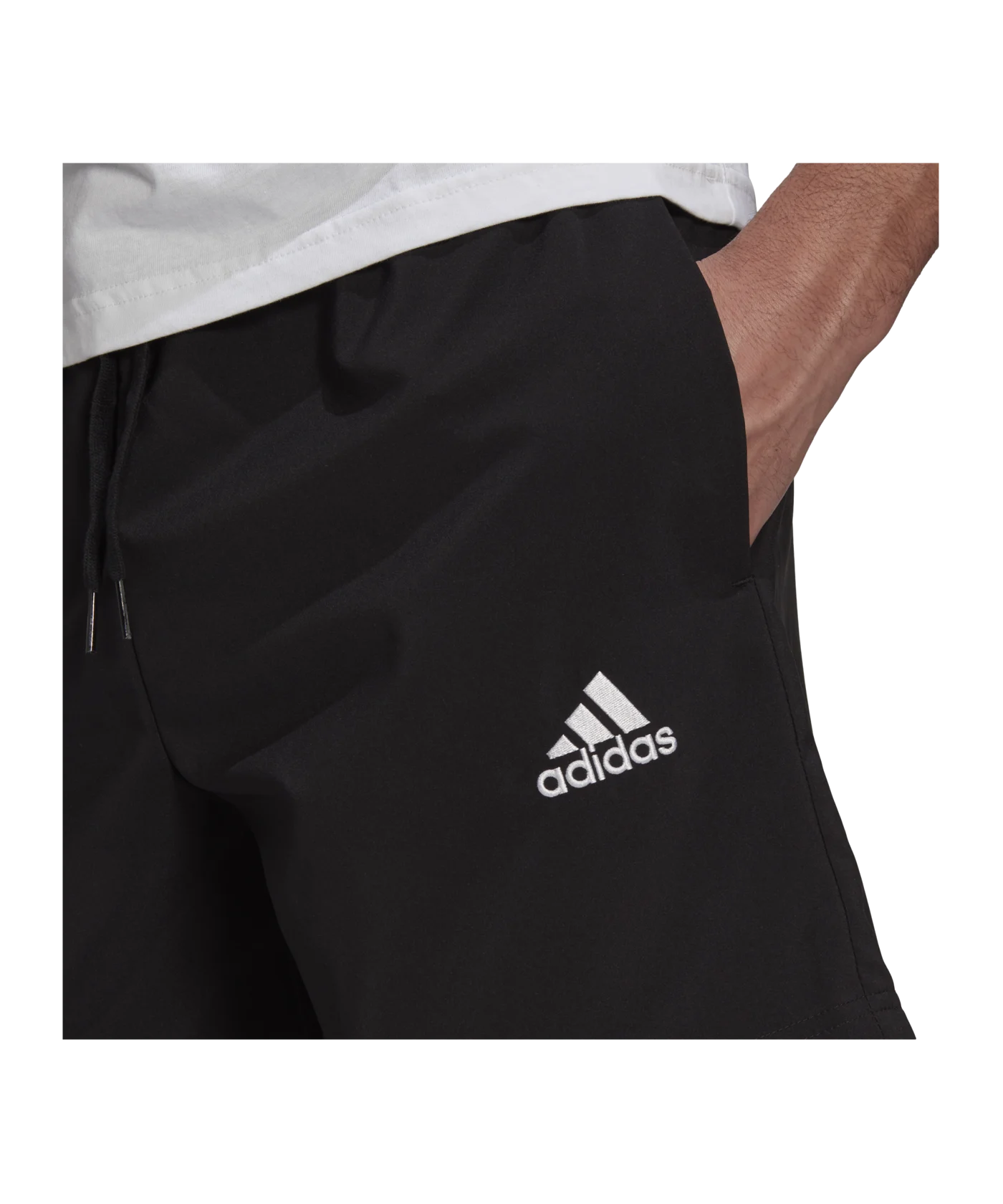 adidas Essentials Chelsea Short Schwarz