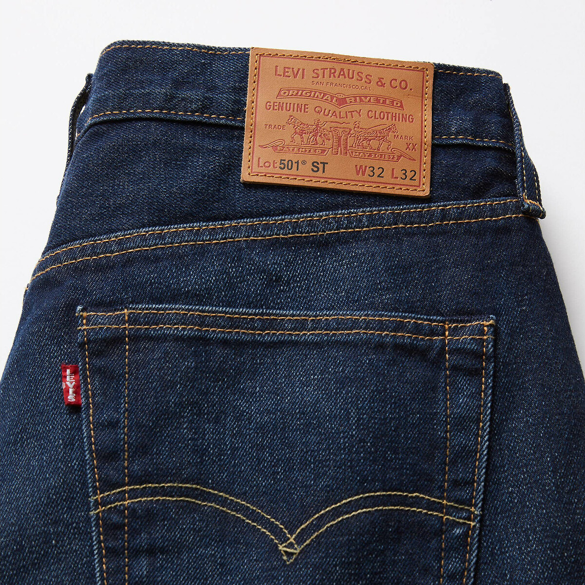 LEVI'S<br>Calça jeans slim taper 501®