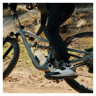 Bidon Fidlock Twist 750 ml Compact   Fixation Bike Base Noir