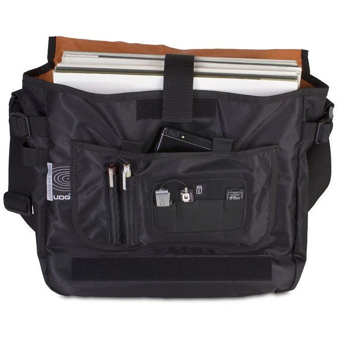 UDG U9450BLOR Ultimate kleine CourierBag zwart met oranje