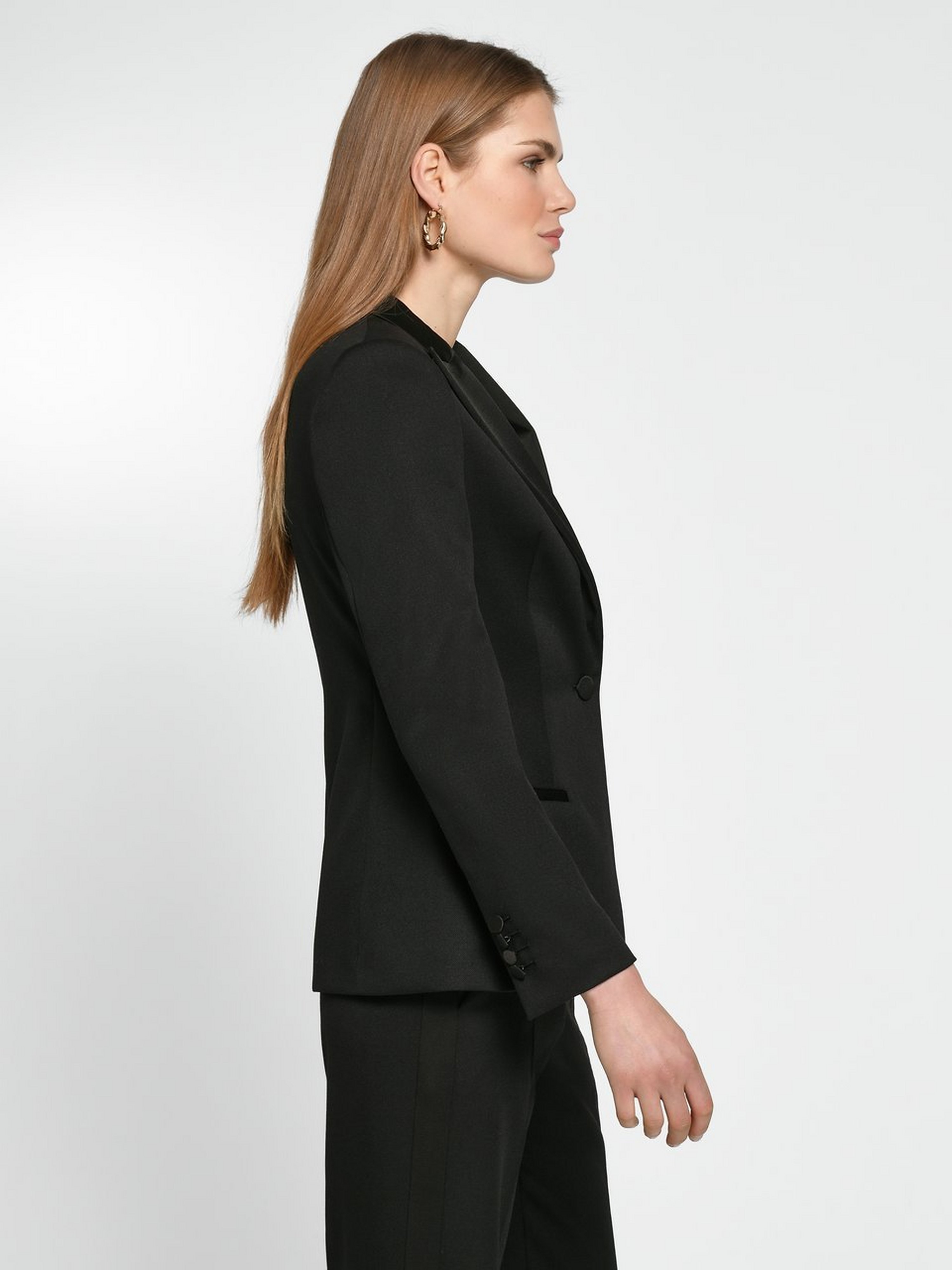 Blazer Jaxtiny2
