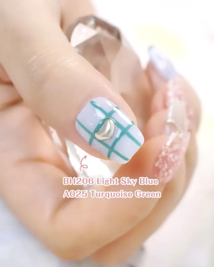 BEHOLD - Professionele Gel Polish BH206 Licht Hemelsblauw