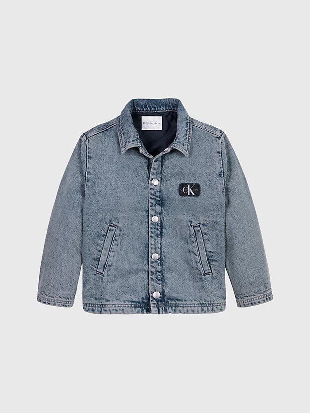 Jaqueta jeans infantil estilo skater com corte relaxado