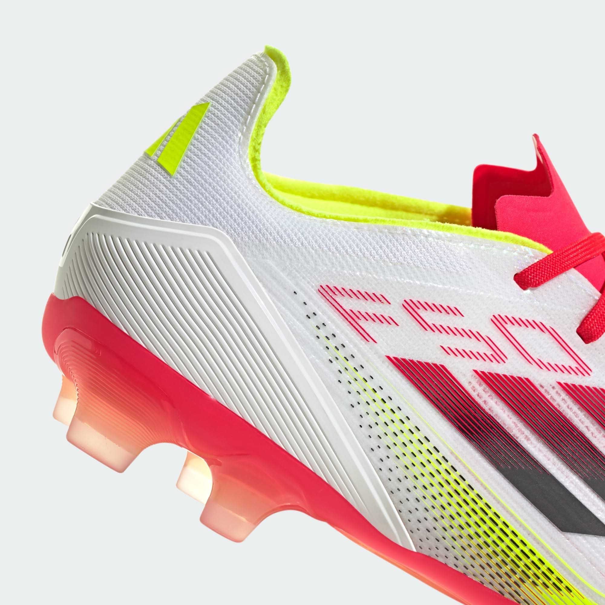 F50 Pro MG Cloud White/Core Black/Solar Yellow