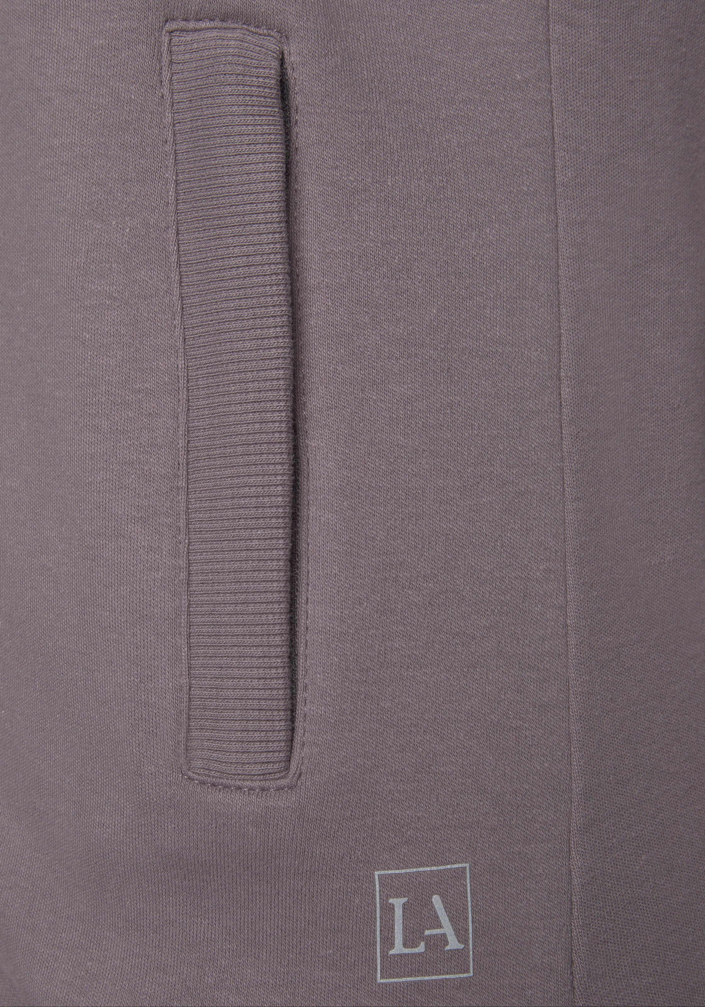 LASCANA ACTIVE Trainingsjacke mit Kapuze mit  Logo Tape an den Ärmeln