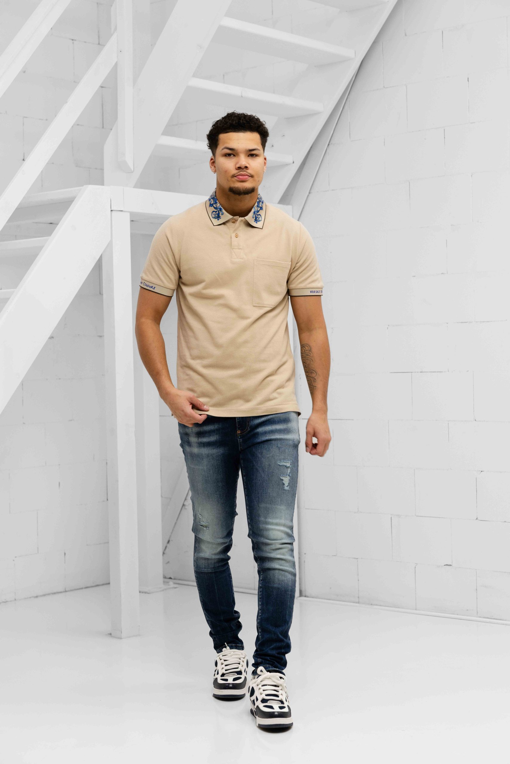 Versace Jeans Couture Baroque Collar Polo Heren Beige