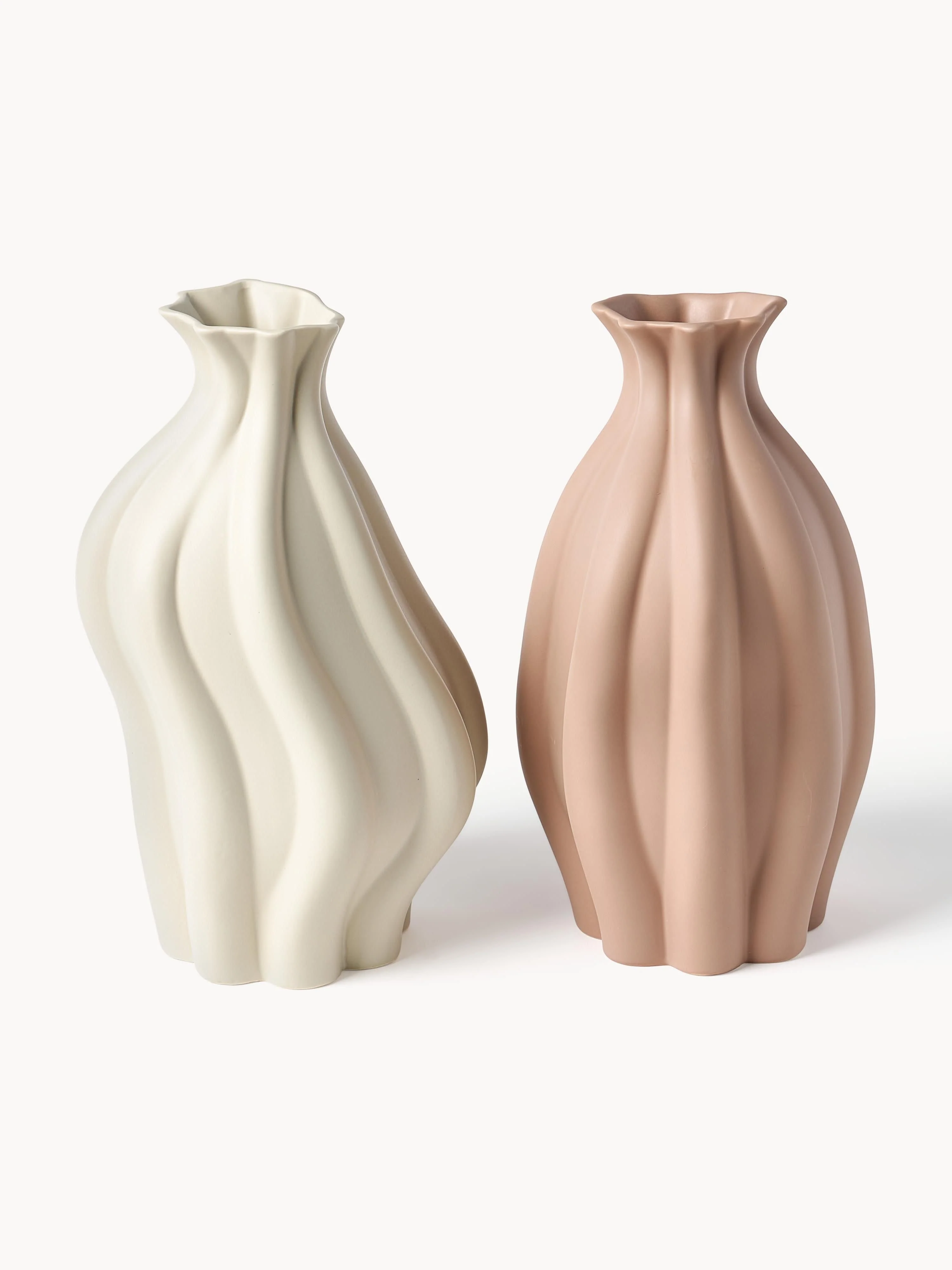 Vaas Blom van keramiek, H 33 cm