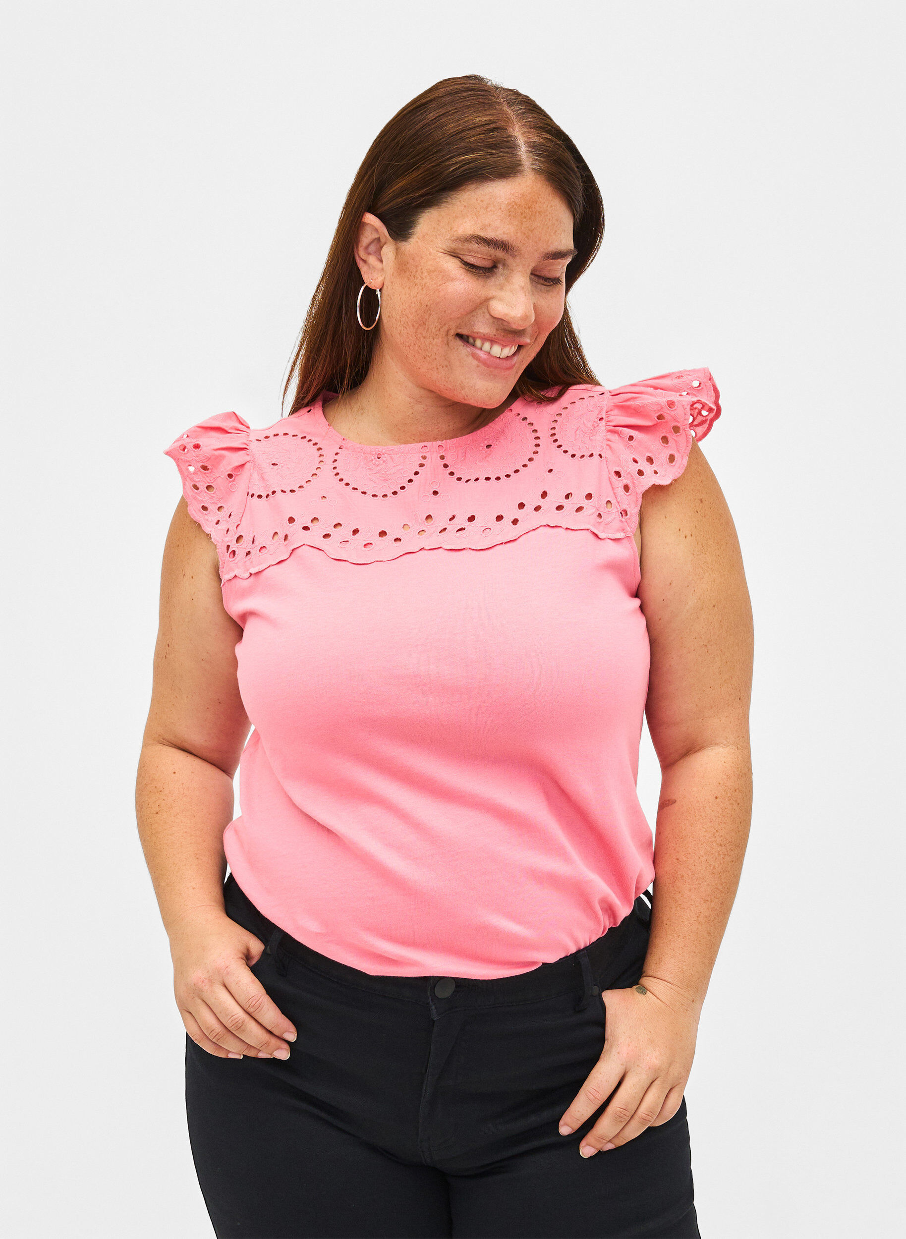 T-shirt med broderi anglaise i økologisk bomuld