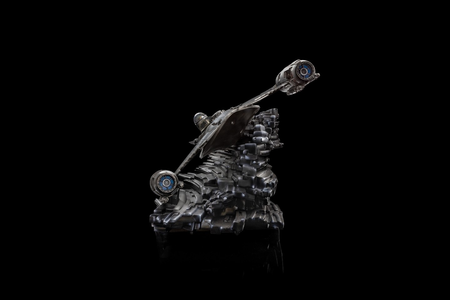 Star War - Mando's N-1 Starfighter Statue Demi Scale 1/20